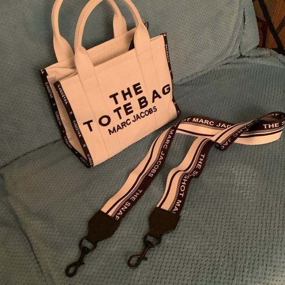 The tote bag / Canvas/ White-Black Trim - Picture 3 of 7